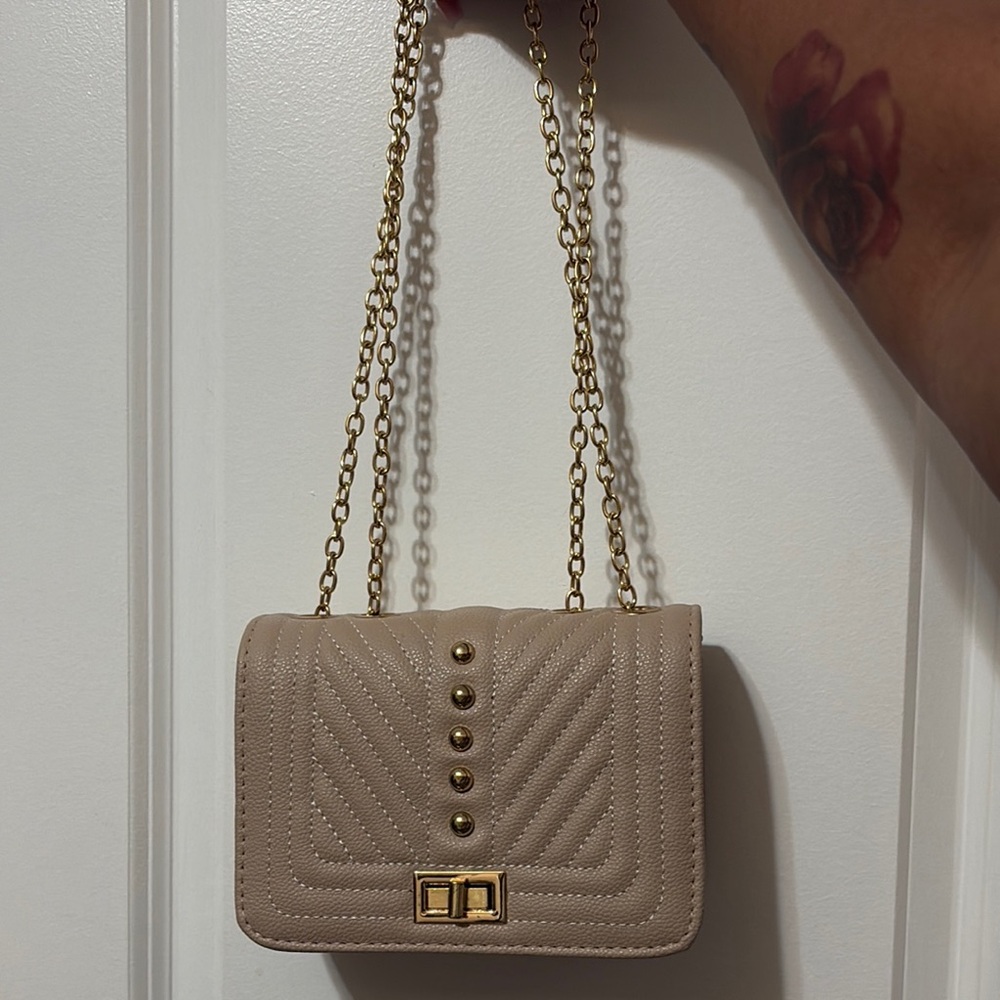 Elegant Beige Chain Shoulder Bag